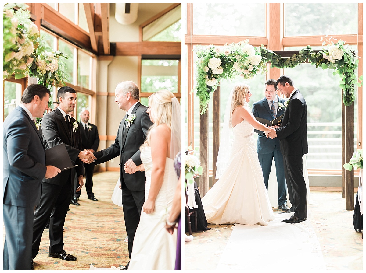 Weddings in Galena | Galena Wedding Photographer | Eagle Ridge Resort Wedding | Sarah Sunstrom Photography_0050.jpg