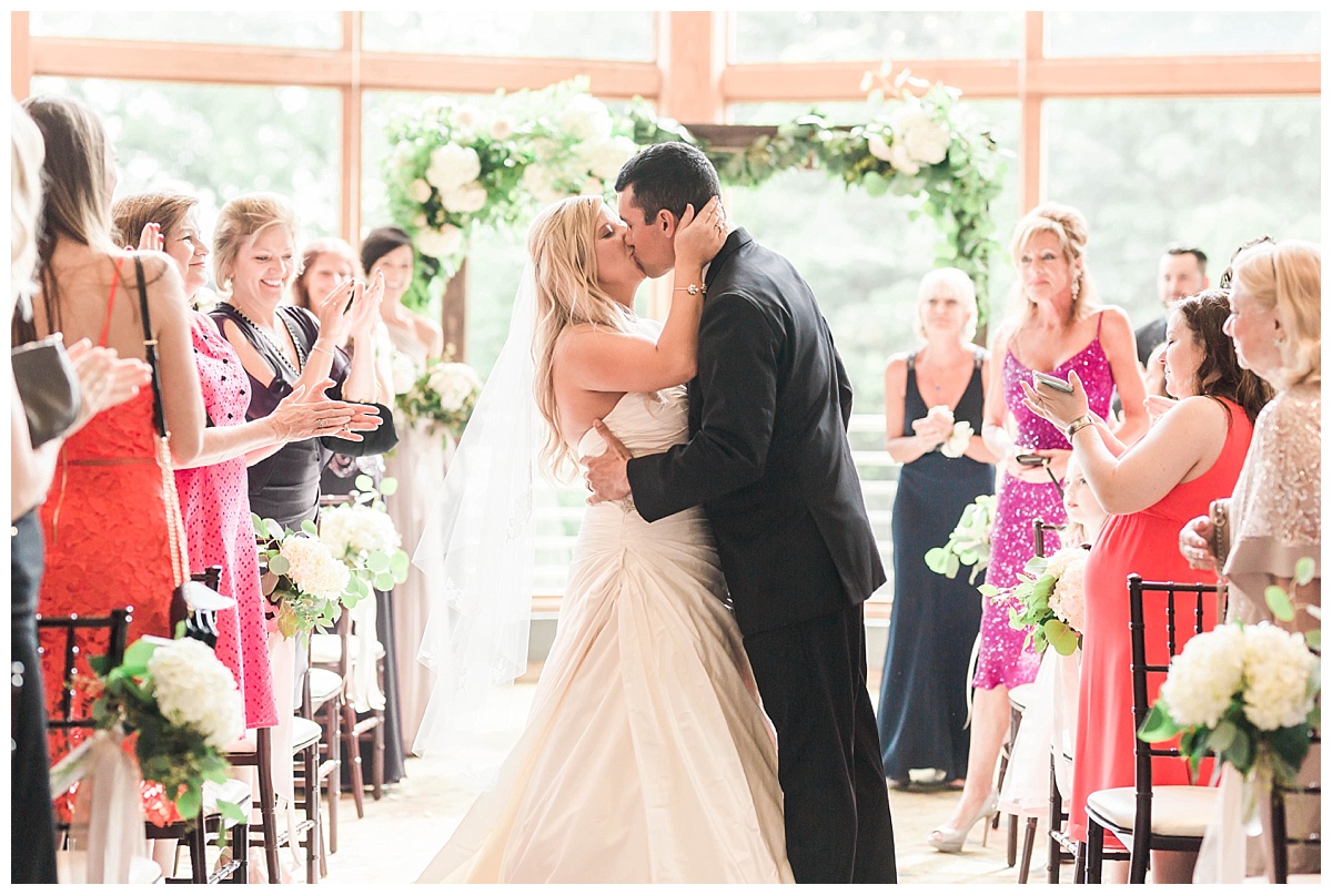Weddings in Galena | Galena Wedding Photographer | Eagle Ridge Resort Wedding | Sarah Sunstrom Photography_0057.jpg