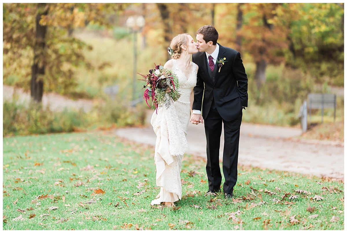 Watch Tower Lodge Black Hawk State Park Wedding | Fall Wedding in the Quad Cities | Sarah Sunstrom Photography_0032.jpg