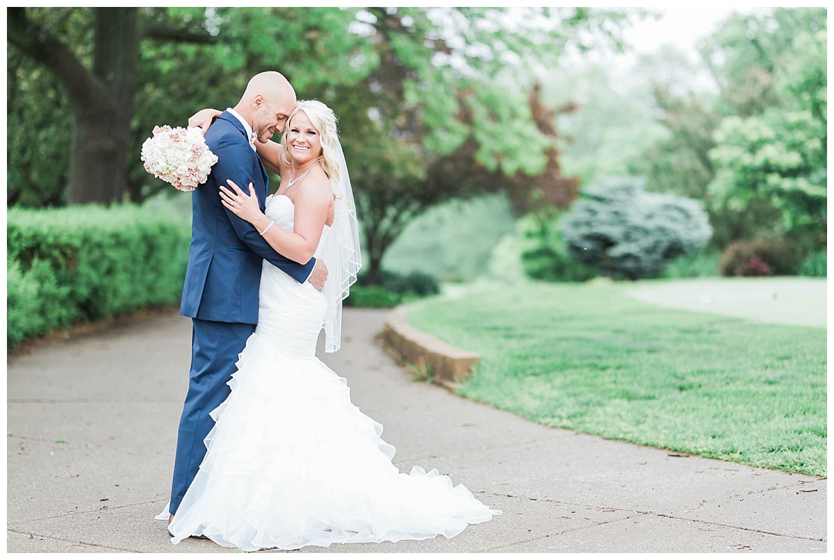 Pinnacle Country Club Wedding | Wedding Venues in the Quad Cities | Sarah Sunstrom Photography_0019.jpg