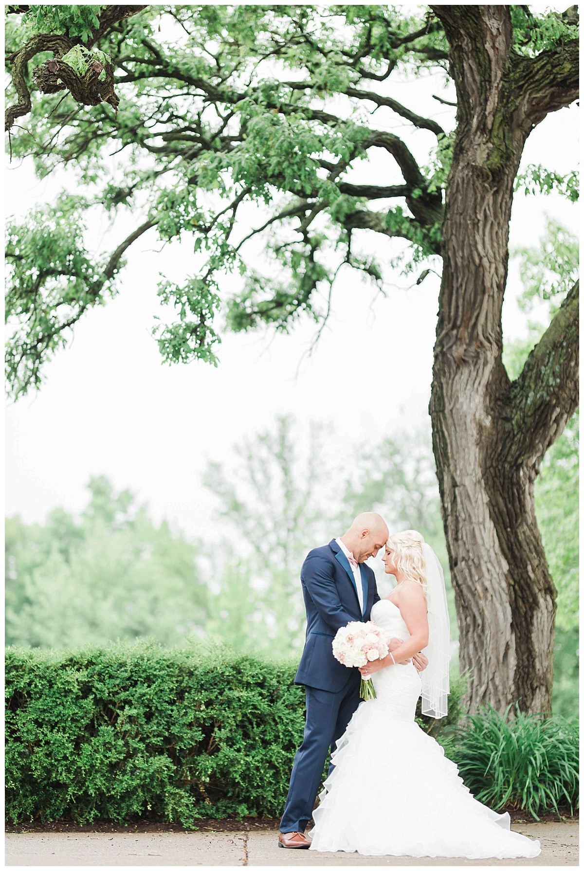 Pinnacle Country Club Wedding | Wedding Venues in the Quad Cities | Sarah Sunstrom Photography_0020.jpg