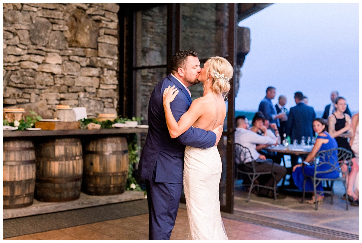 Top of the Rock Wedding | Big Cedar Lodge Wedding Photographers | Sarah Sunstrom Photography_0045.jpg