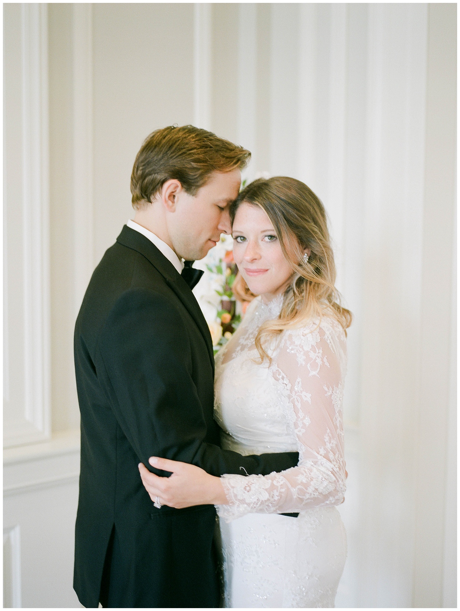 Film Wedding at Chicago History Museum with Chicago Wedding Photographer Sarah Sunstrom Photography_0031.jpg