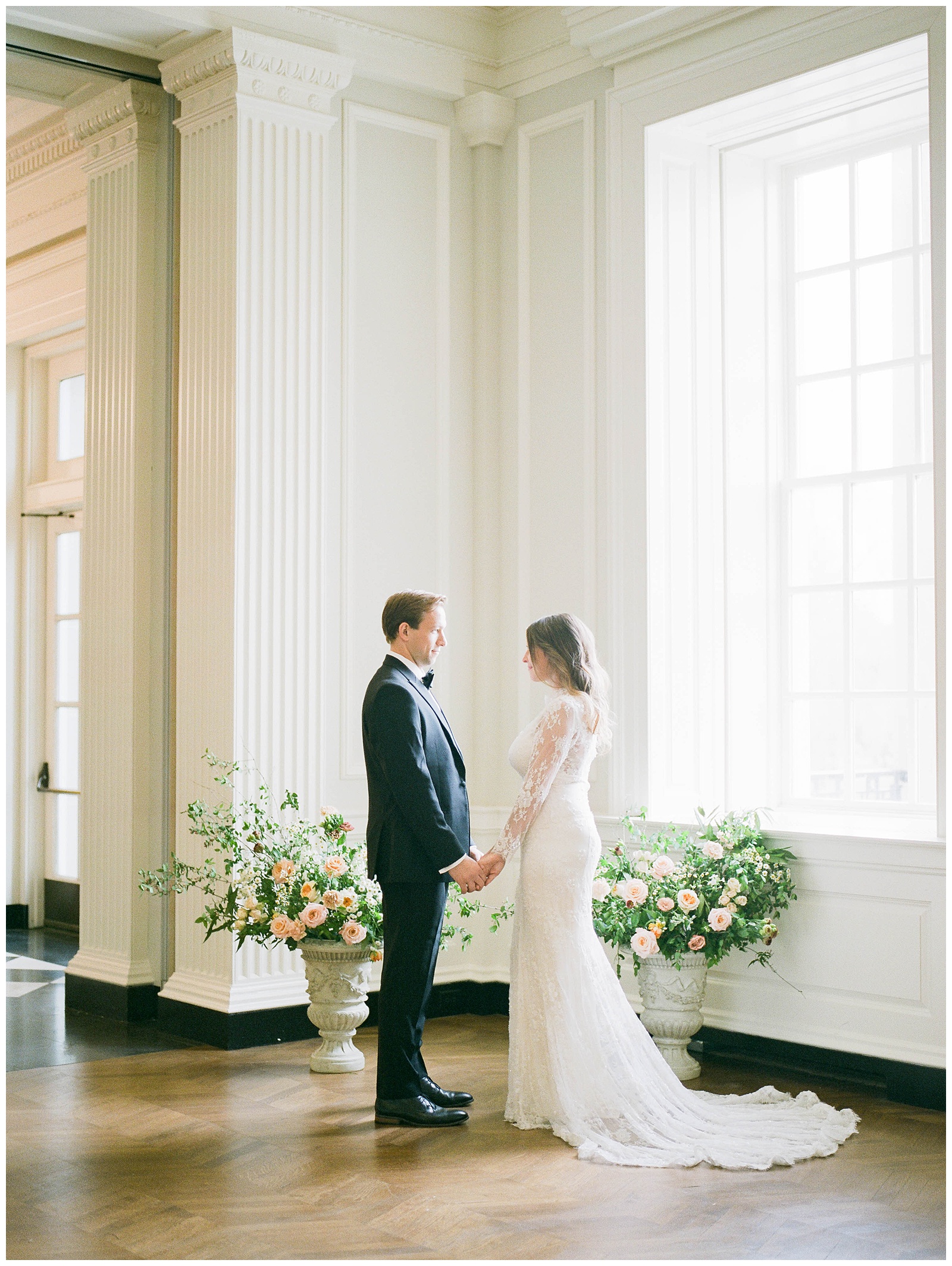 Film Wedding at Chicago History Museum with Chicago Wedding Photographer Sarah Sunstrom Photography_0033.jpg