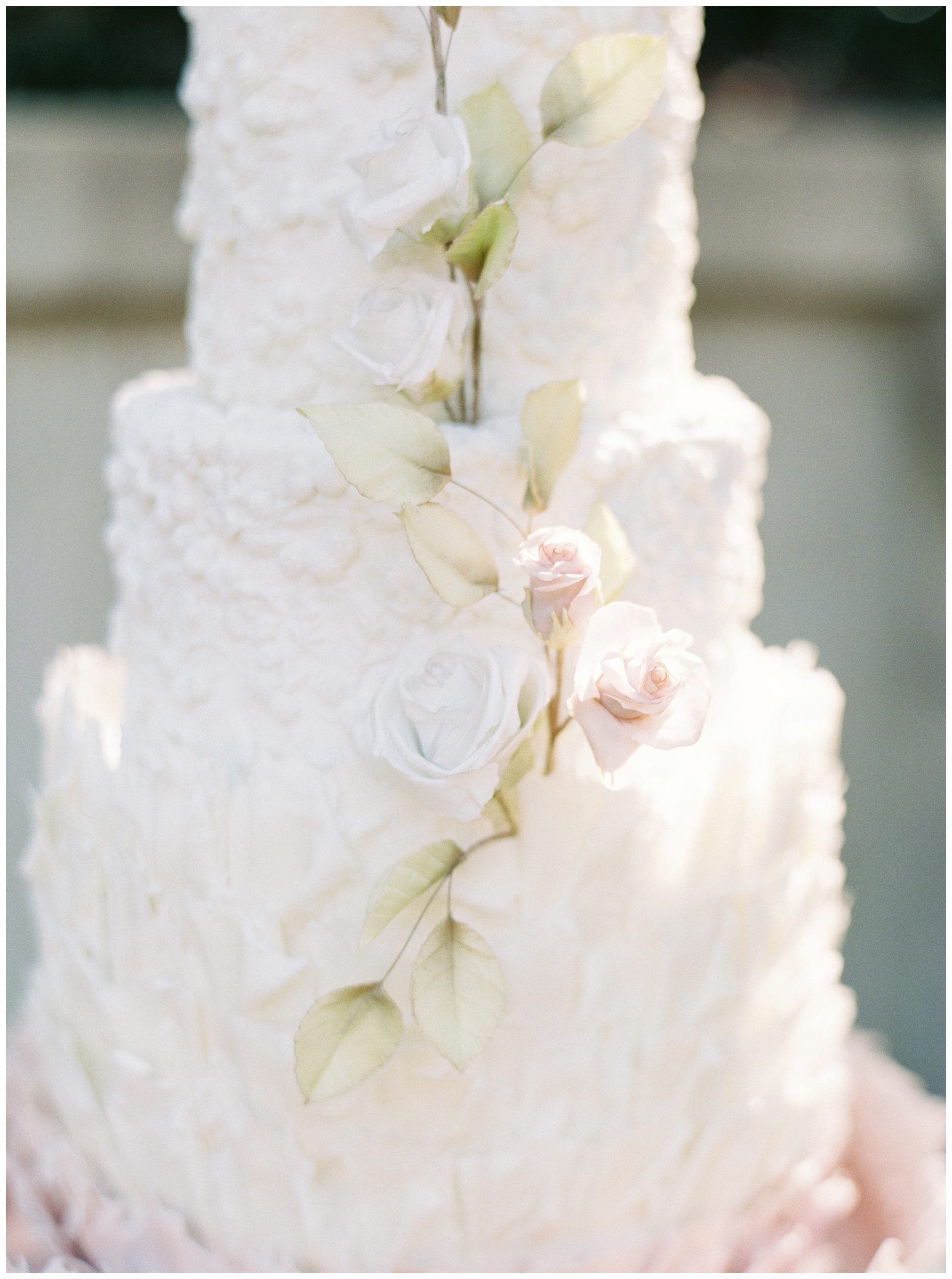 High End Wedding Cake at Swan House in Atlanta